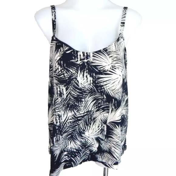 Garnet Hill Surplice Hem Tankini Top - Picture 1 of 3